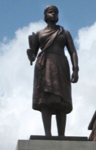 Modern-day statue of Queen Njinga (Luanda, Republic of Angola)Queen Njinga: Fights off Slave Traders, Black History